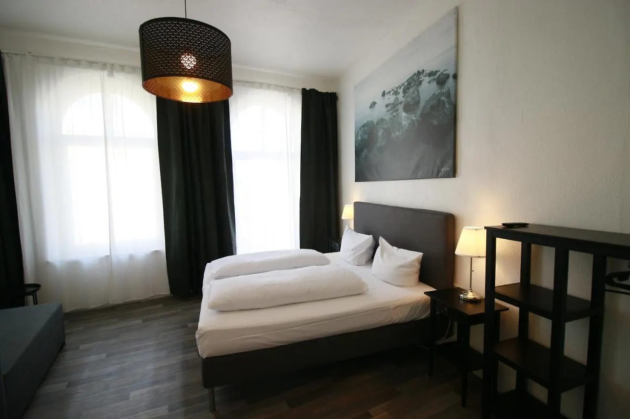 Hotel Bee Fang Hamburg 2*,
