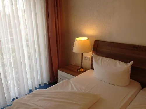 **  Hotel Bee Fang Hamburg-Harburg Duitsland